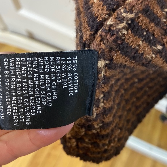 Vintage 90s brown knit cardigan sweater - Picture 6 of 6